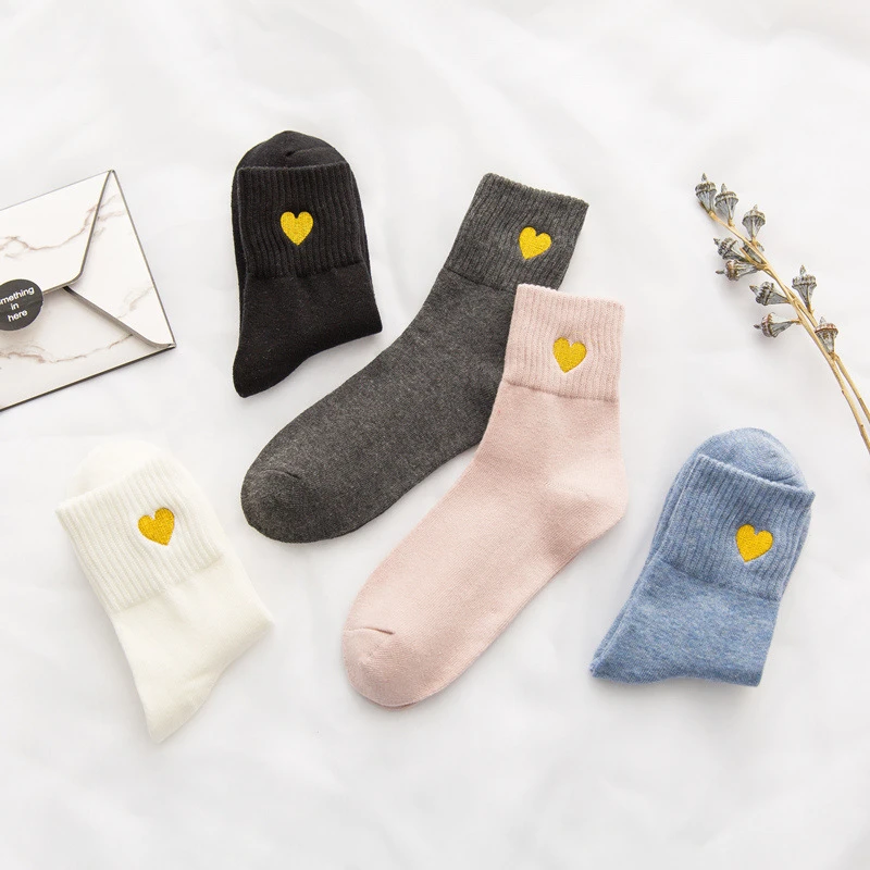 Ulzzang 골드 실크 자수 러브 하트 반짝이 아트 양말, 귀여운 여성 따뜻한 부드러운 면 튜브 양말, 하라주쿠 칼세틴 무제