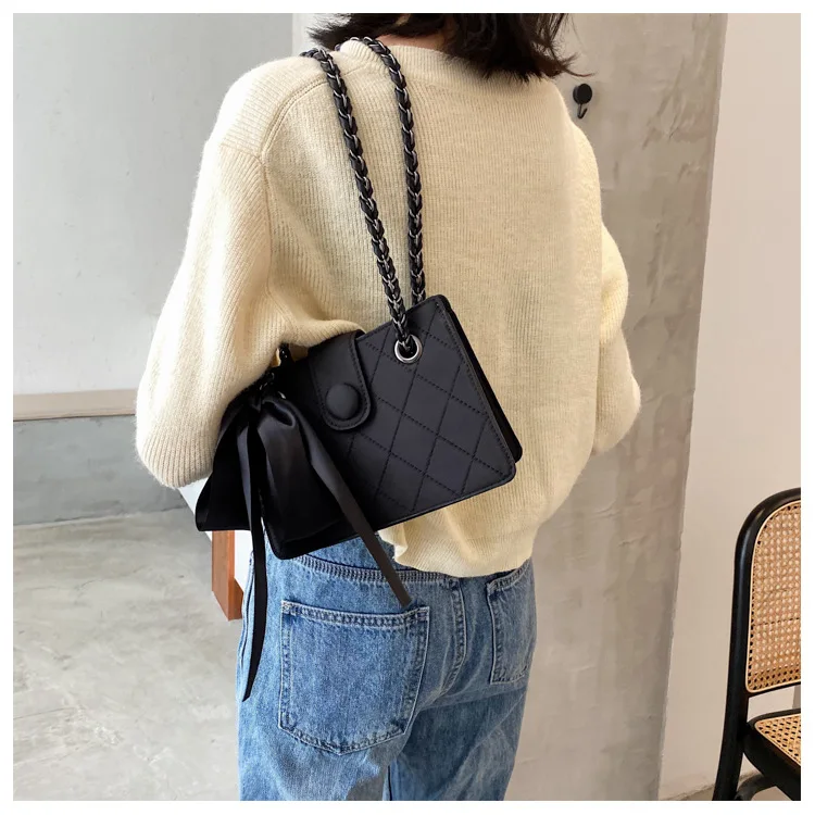 Elegant Square Shoulder Bag For Women With Chain Strap And Ribbons_voghion.com