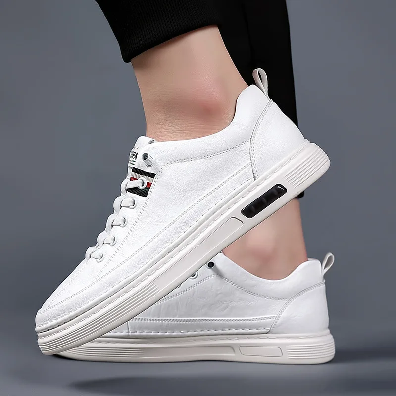 2024 Spring Men's Shoes Fashion Men Casual Shoes Lightweight Slip on Comfortable Flat Shoes Breathable Outdoor Male Sneakers Hot 5