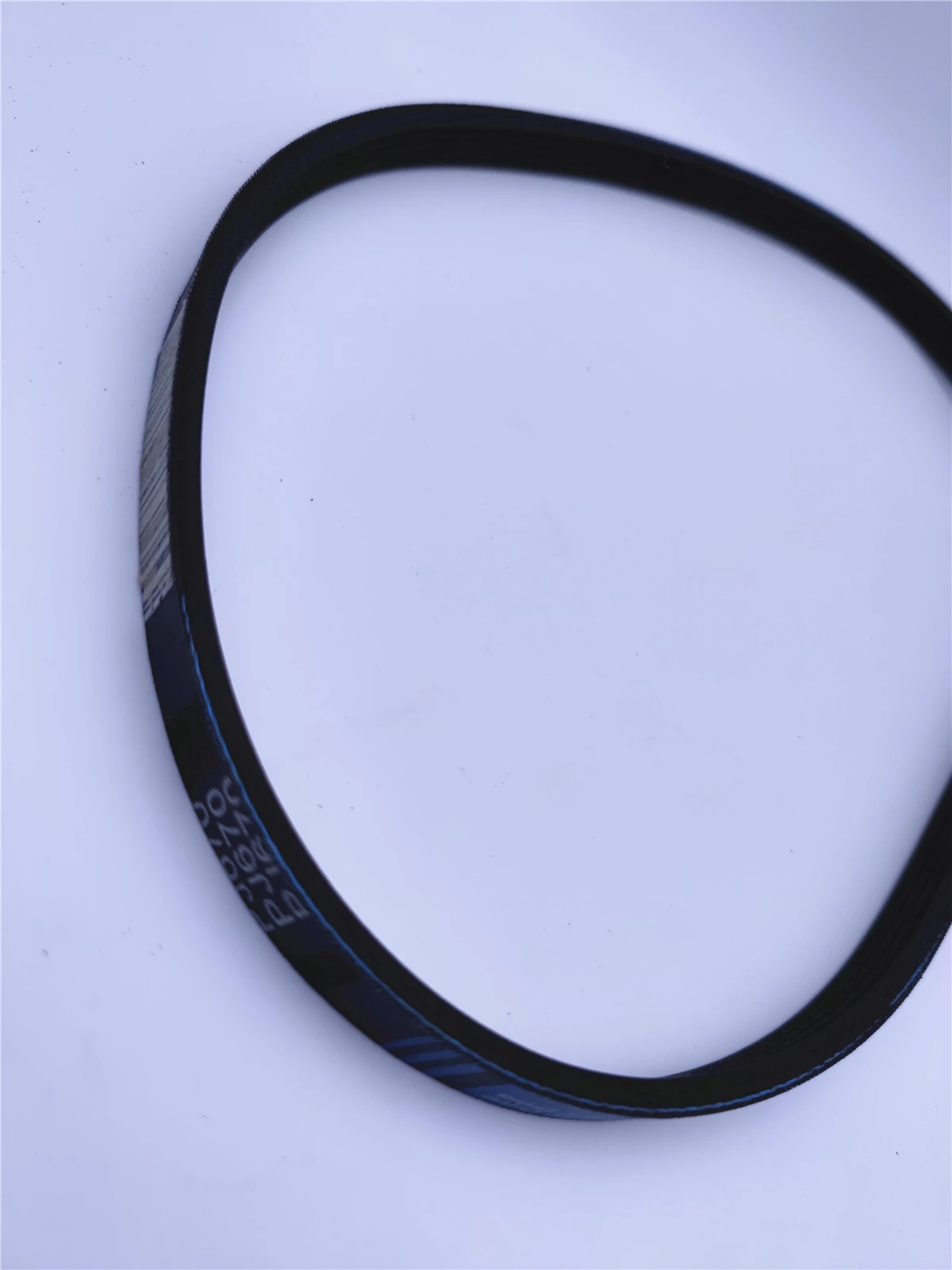 Rubber Ribbed Belt para Esteira Motor Belt Pj670 5pj670 Pcs