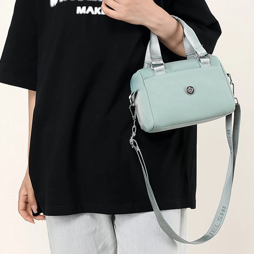 Designer Bag Shoulder Bag Mini Purse With Golden Chain Shoulder Strap  Compact Minimalist Design Cellphone Bag Back Card Slot Pocket Multipurpose  Fashoion Pochette From Bestbagbuy888, $30.02 | DHgate.Com
