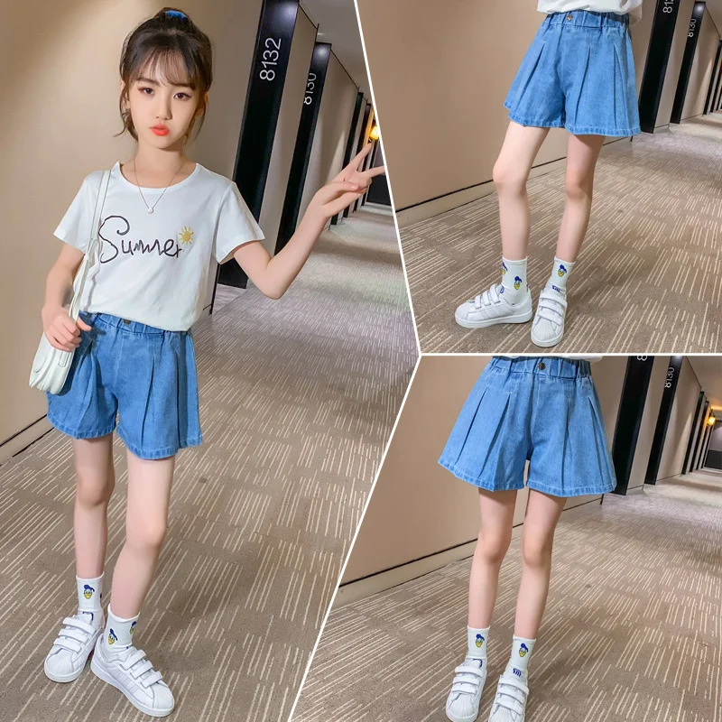 Girls' Denim Shorts, Girls' Denim Skirts, Girls' Denim Pleated Skirts,  Girls' Cute Style Shorts, Blue Denim Floral Shorts, Elastic Waist Shorts,  Loose Fitting Shorts, Suitable For Daily Wear, Suitable For Summer Or