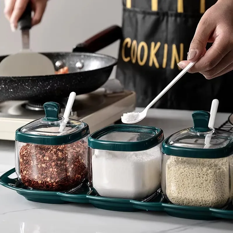 Spice Bottle Plastic Seasoning Jar Set Spoon Salt Shaker Sugar Container Sauce Bowl Dispenser Base Kitchen Spice Rack