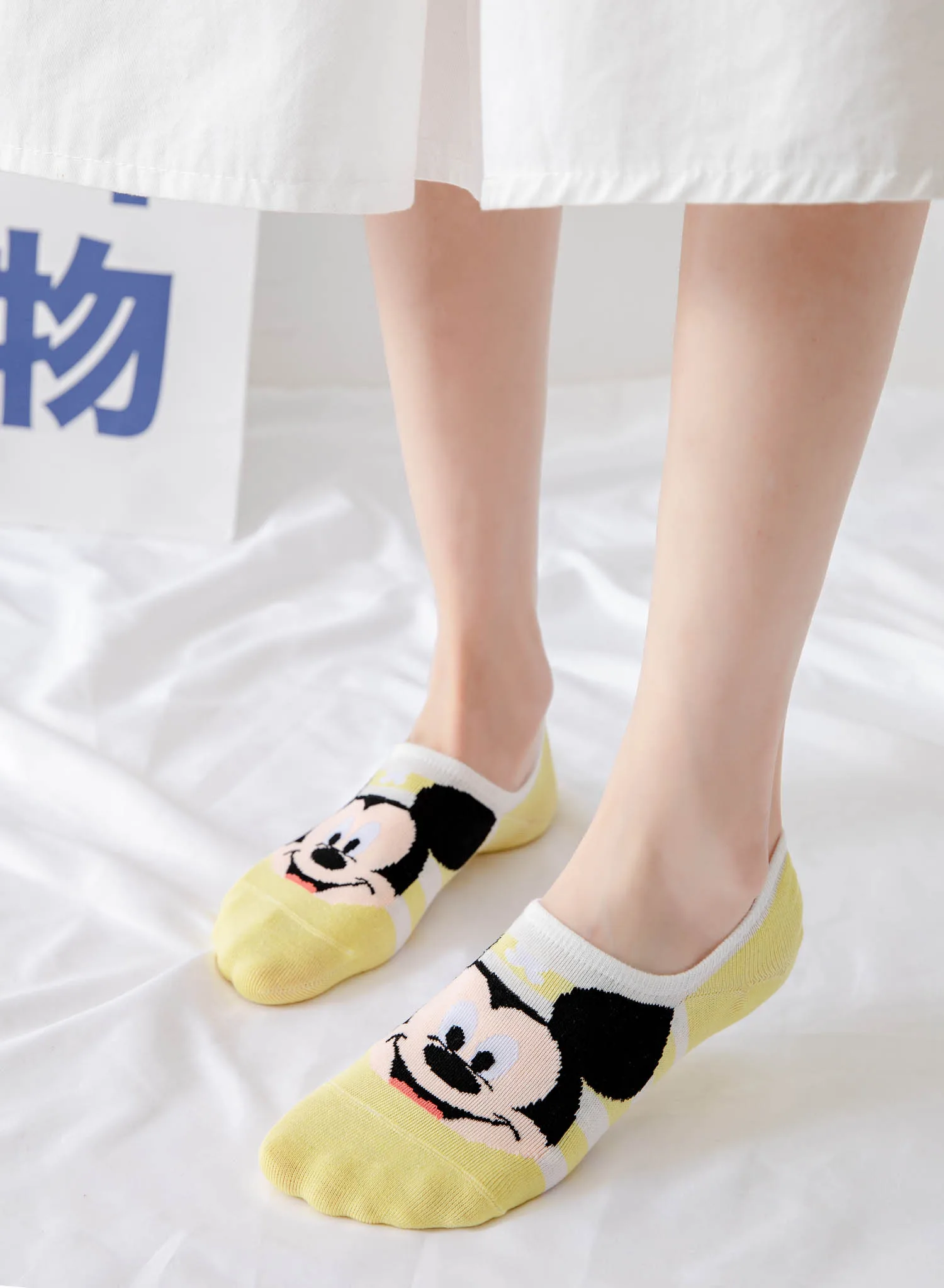 winter socks for women 7 Pairs Disney Women Socks Cartoon Mickey Minnie Winnie Daisy Stitch Summer slipper Socks Non-slip silicone invisible Ankle Sock warm socks for women