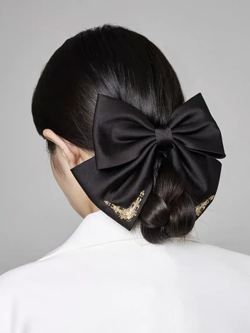 

2022 Fashion Oversized Satin Bow Hairpins Girl Popular Hair Clip For Women Solid Color Two-layer Bow Hairgrip Hair Accessories