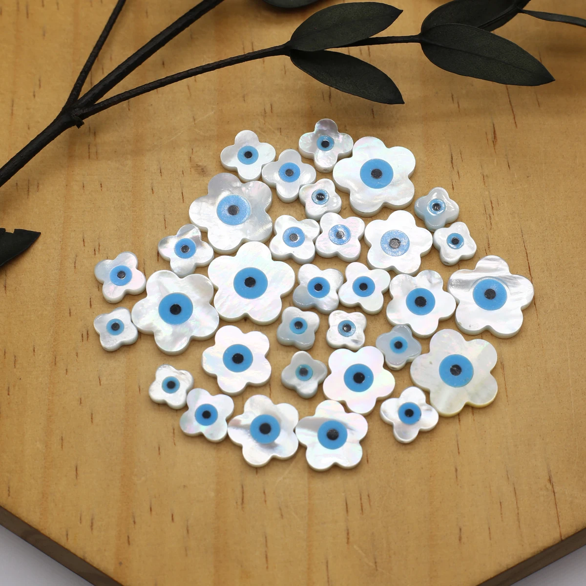 20Pcs Blue Demon Eyes Beads Natural Shell Evil Eye Flower Shape Beads Handmade Jewelry Making Bracelet Necklace Charms