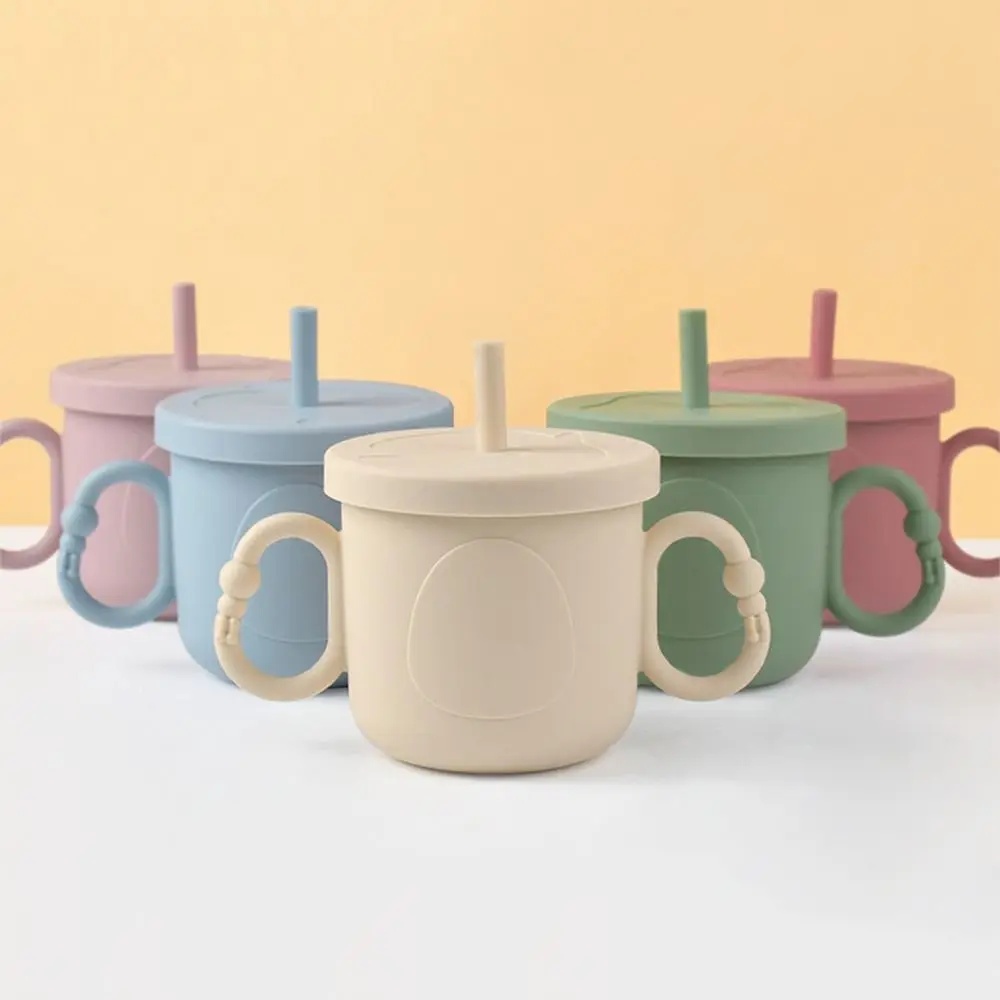 실리콘 베이비 트레이닝 컵 휴대용 더블 핸들 용 빨대컵 펭귄 프린트 200ml 용 빨대 물병 액체 수유용