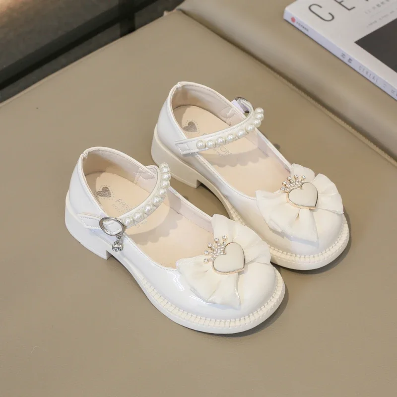 Girls Party Shoes Spring Autumn Kids Leather Shoe Sweet Love Crown Fashion Versatile Children Princess Shoes Hook Loop