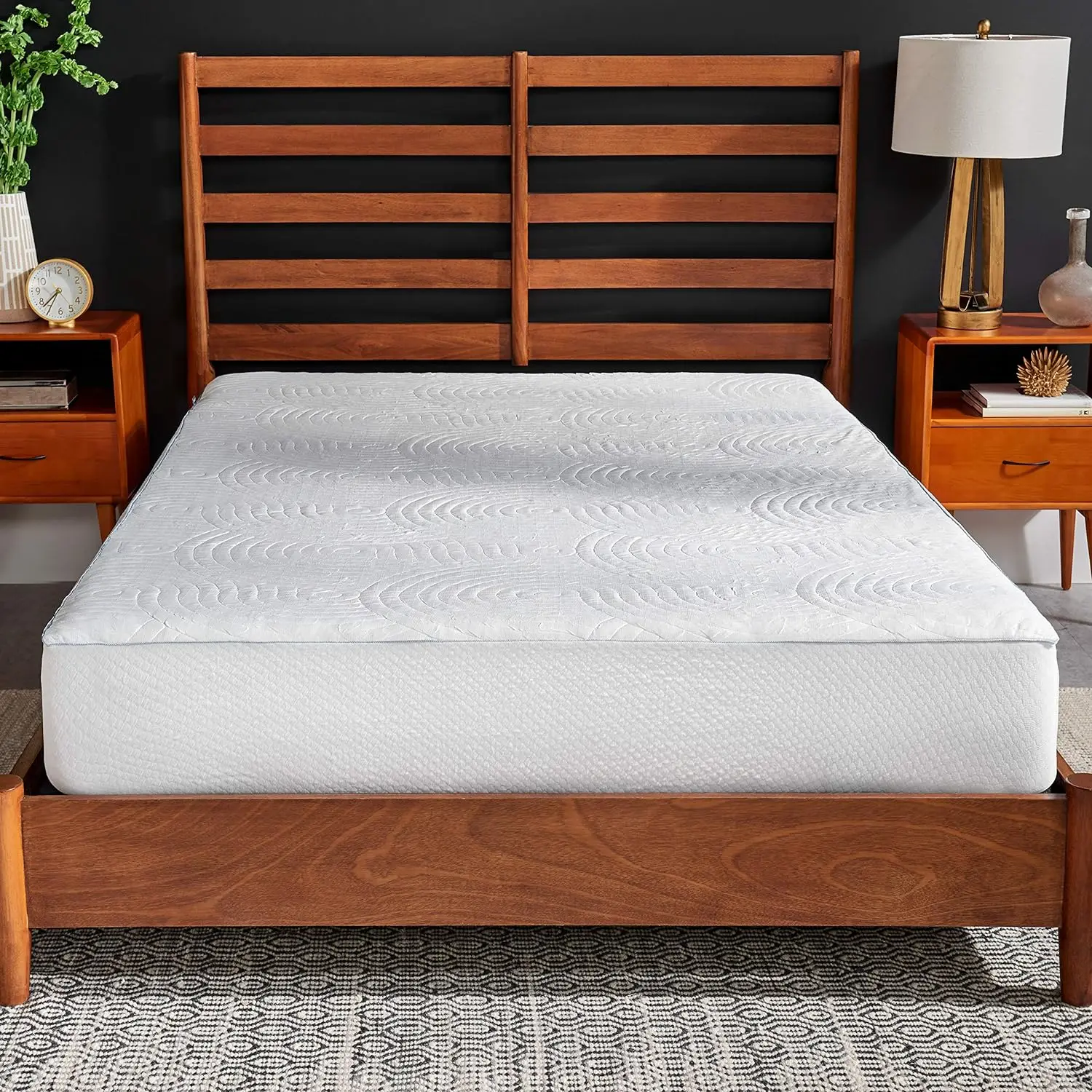 

Cool Deluxe Mattress Protection, Queen, Double Cooling pillow, Queen, white