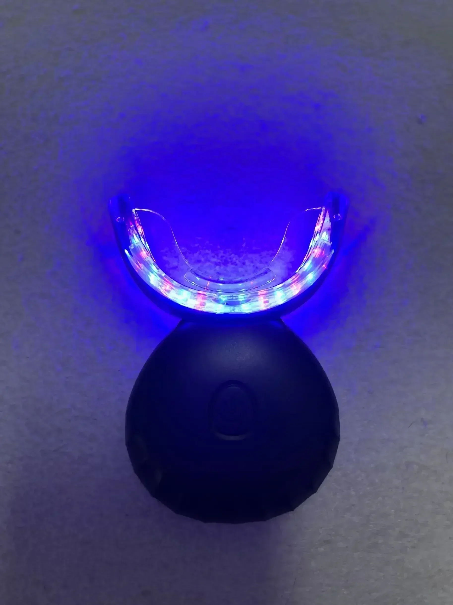 Wireless Teeth Whitening Device Red And Blue Light Dental Bleaching Accelerator Portable Home Use Teeth Whitening LED Light
