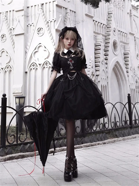 Gothic Fashion  Gothic outfits, Lolita fashion, Gothic fashion