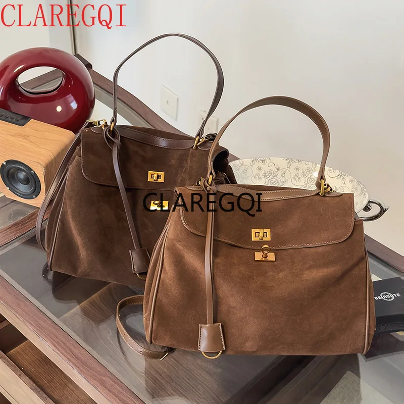 Sac pour femmes, nouveau sac à main rétro en daim, grande capacité, idéal pour les trajets quotidiens, sac fourre-tout haut de gamme 1 Sac pour femmes, nouveau sac à main rétro en daim, grande capacité, idéal pour les trajets quotidiens, sac fourre-tout haut de gamme 1