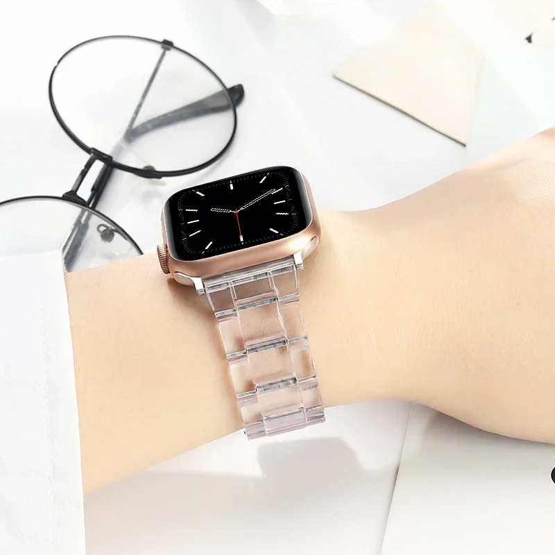 Enhanced Transparent Link Bracelet with Tool