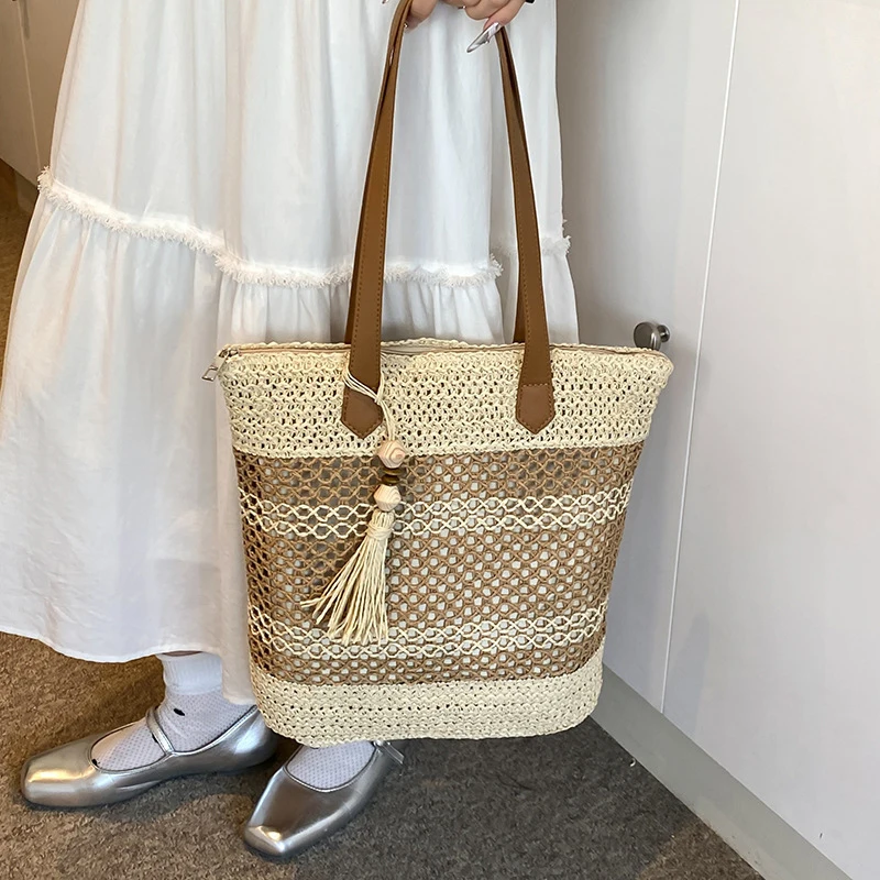 Women Fashion Color Blocking Shoulder Bag Handmade Beach Bag Tassel Decoration Woven Women’s Bag Summer Large Capacity Tote Bags