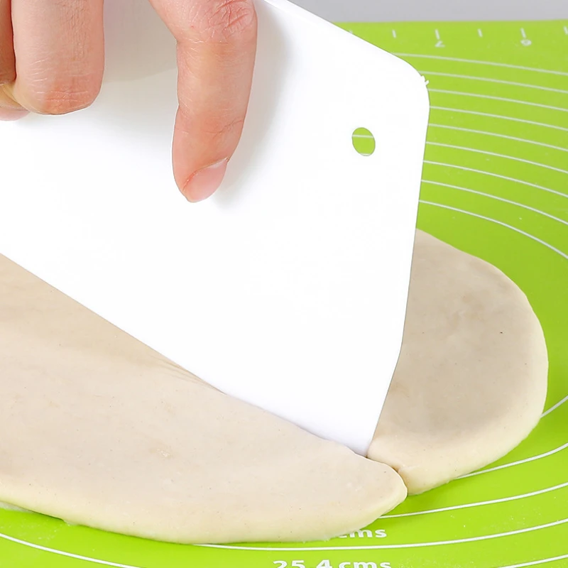 1pc Multifunctional Pastry Spatula DIY Pastry Cutters Fondant Dough Scraper Cake Cutter Baking Tools Kitchen Gadget