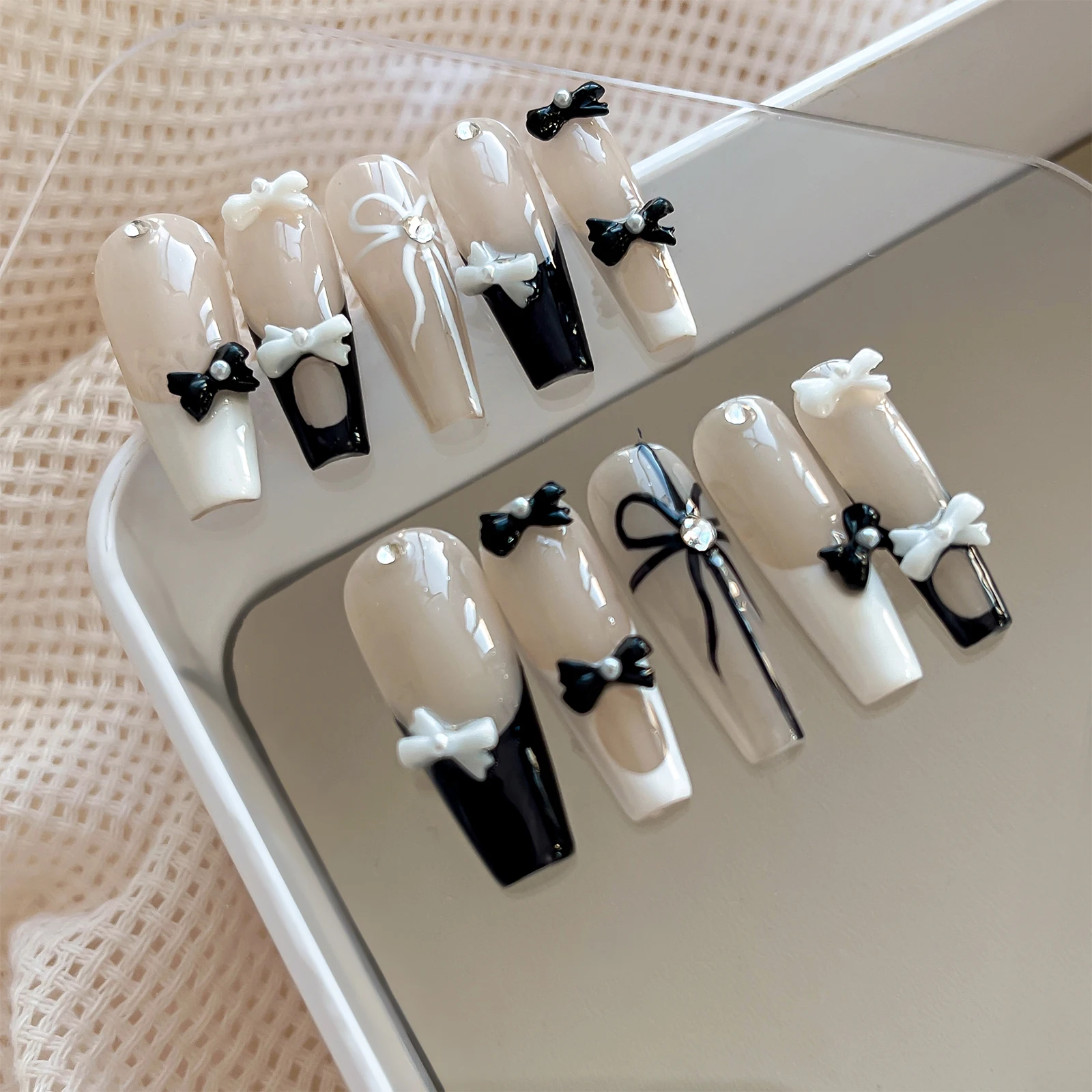 60pcsMini Fragrant Pearl Bow Nail Accessories Sweet and Cute Versatile Tie Wearing Armor Small Decoration Wholesale 4