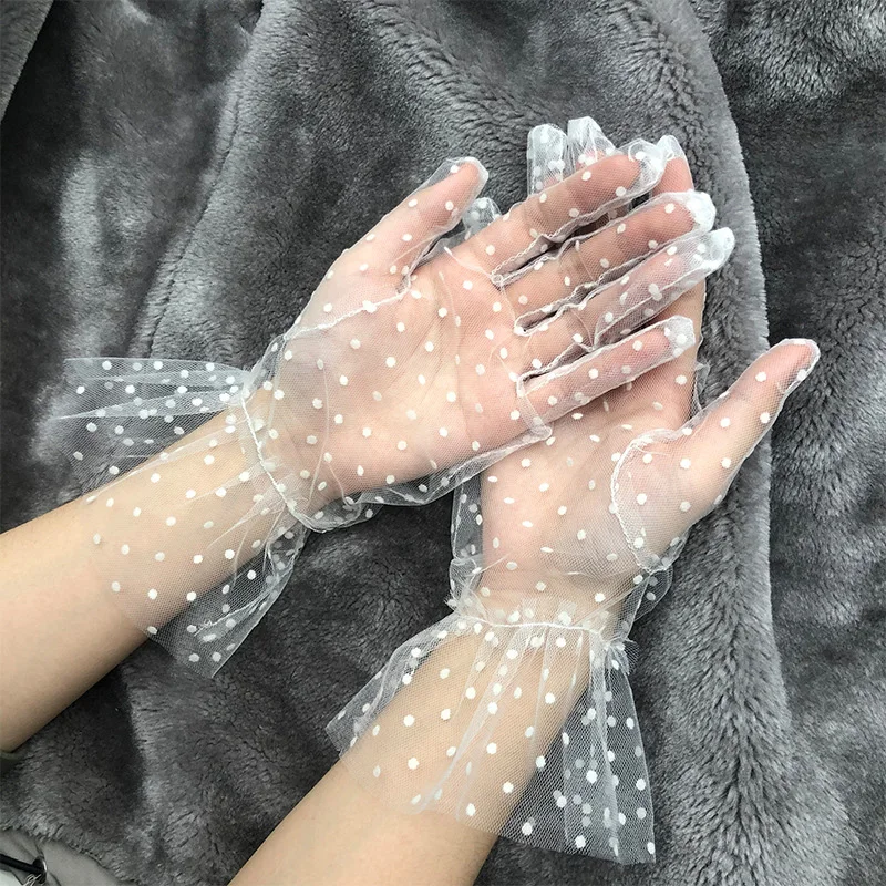 Transparentes Dot Print Glove Black White Mesh Tulle Gloves Spring Summer Short Lace Spots Lotus Leaf Gloves new 1 pair grace spring summer women short tulle gloves stretchy lace spots lotus leaf sheers flexible accessories full finger