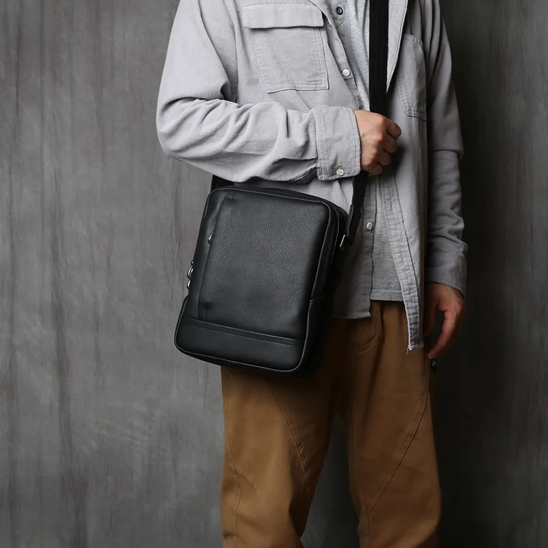NZPJ Men's Shoulder Bag Top Layer Cowhide Trend Messenger Bag Leather Casual Youth Fashion Men's Bag Suitable For 10 Inch Ipad