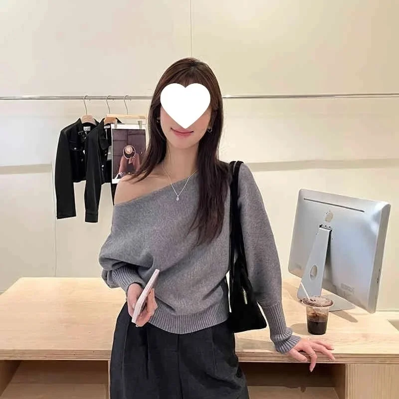 Light gray [niche versatile]]