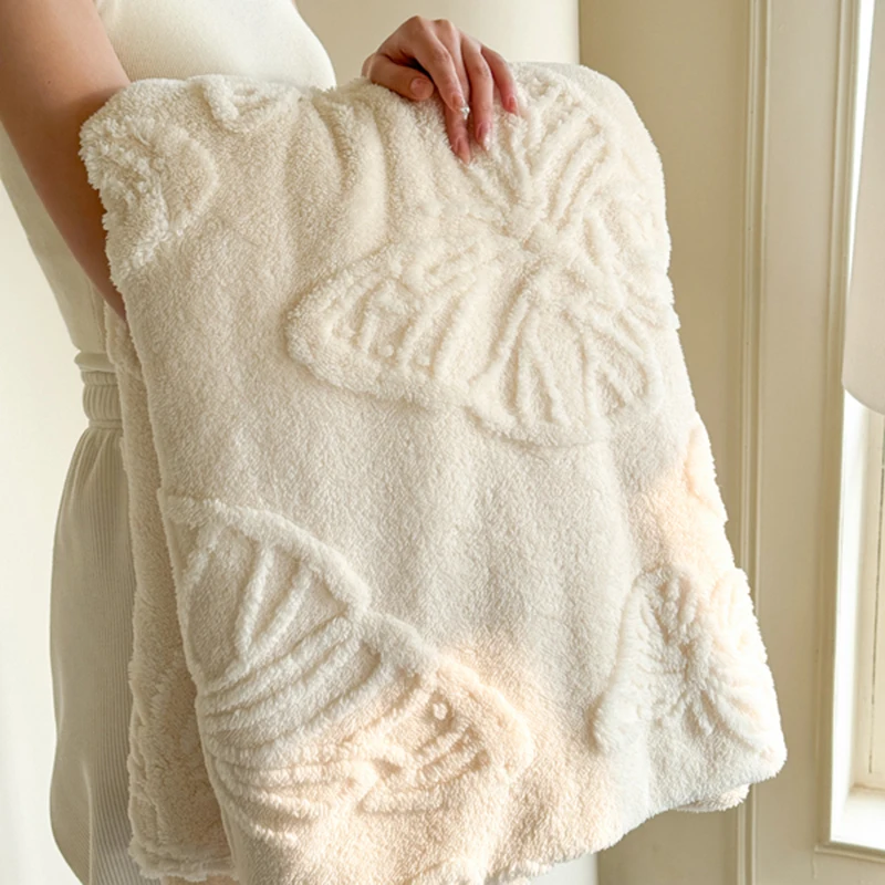Coral Fleece Fabric Autumn Blanket with Exquisite 3D Butterflys Soft Comfortable Warm Winter Sofa Blankets Four Seasons Blanket
