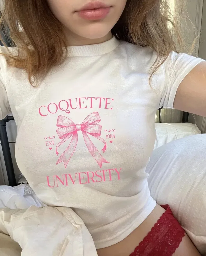 

Cute Bow Print Graphic Tees Y2K Hip Hop O Neck T-Shirt Women Sexy Crop Tops Bow Tie Print Short Sleeve Casual Women T Shirt Tops
