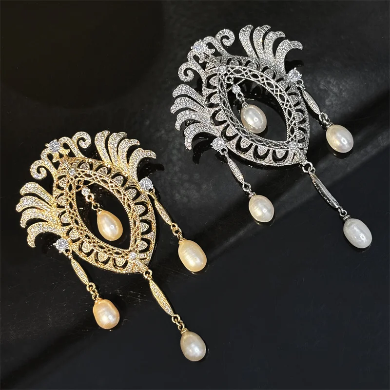 

2024 Exquisite Natural Freshwater Pearls Tassel Brooch Luxury Zircon Geometry Crown Brooch Elegant Women's Corsage Decoration
