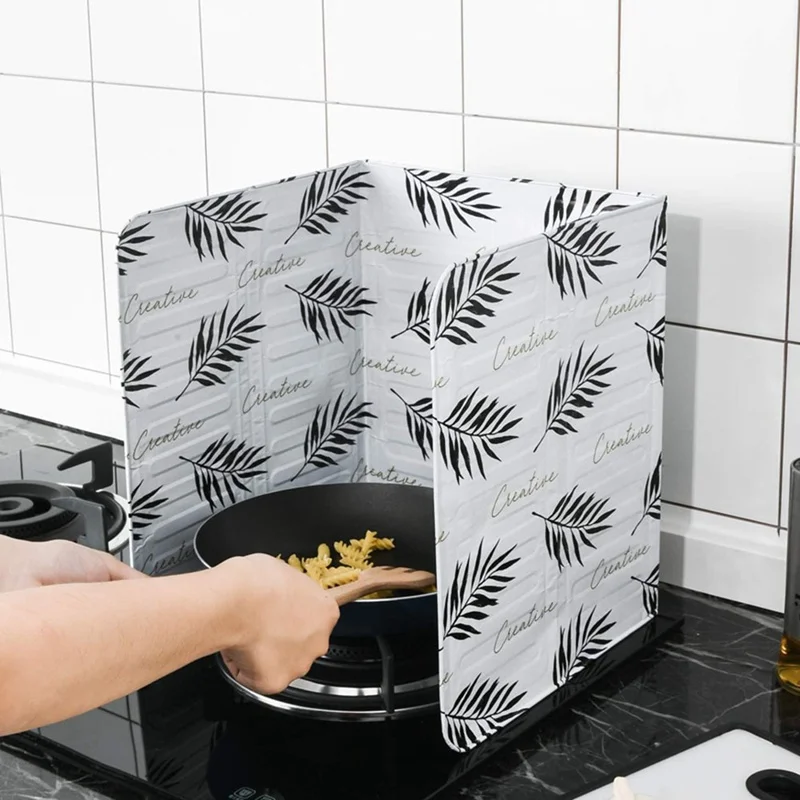 Anti-Splashing Stove Oil Baffle Plate Aluminum Kitchen Cooker Shield Cooking Frying Oil Splash Guard Protection Screen Cover Kitchen Splatter Screen Kitchen Splash Guard