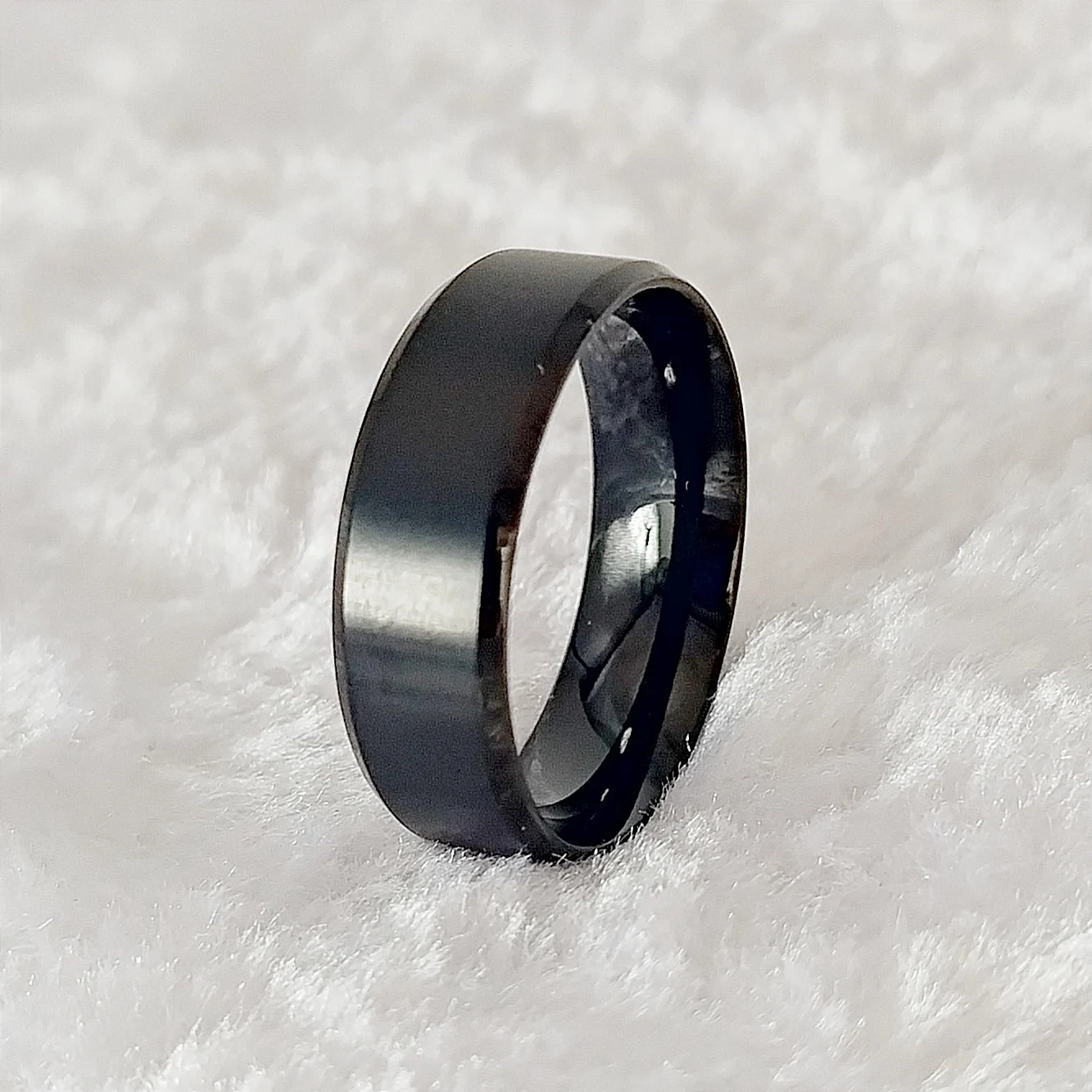 

Wholesale High Quality 8mm Wedding Bands Finger Rings For Men Boys Male Black Titanium Stainless Steel Jewelry Fashion Ring