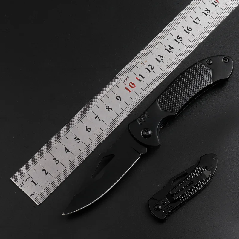 

Mini folding knife tool