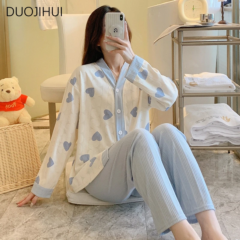 Рисунок 5 - DUOJIHUI осенний комплект из двух частей