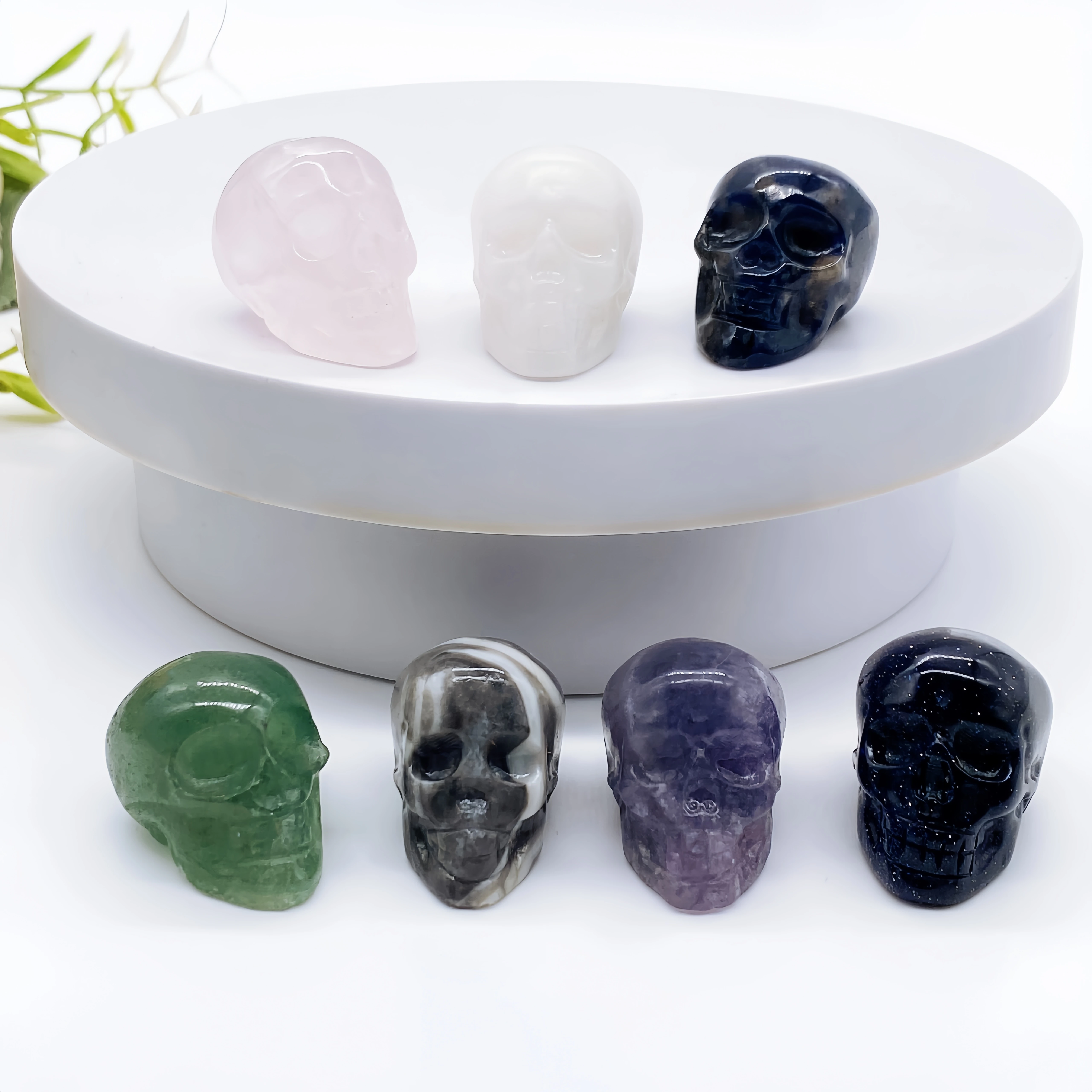 30mm Natural Crystal Mini Skull Head Statue Quartz Stone Cranium Witchcraft Figurine Hand Carved Home Decor Halloween Gift 4