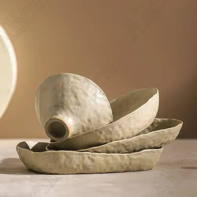 Good-looking Hand-kneaded Vegetable Plate Japanese-style Ceramic Handmade Plate Household Coarse Pottery Retro Fish