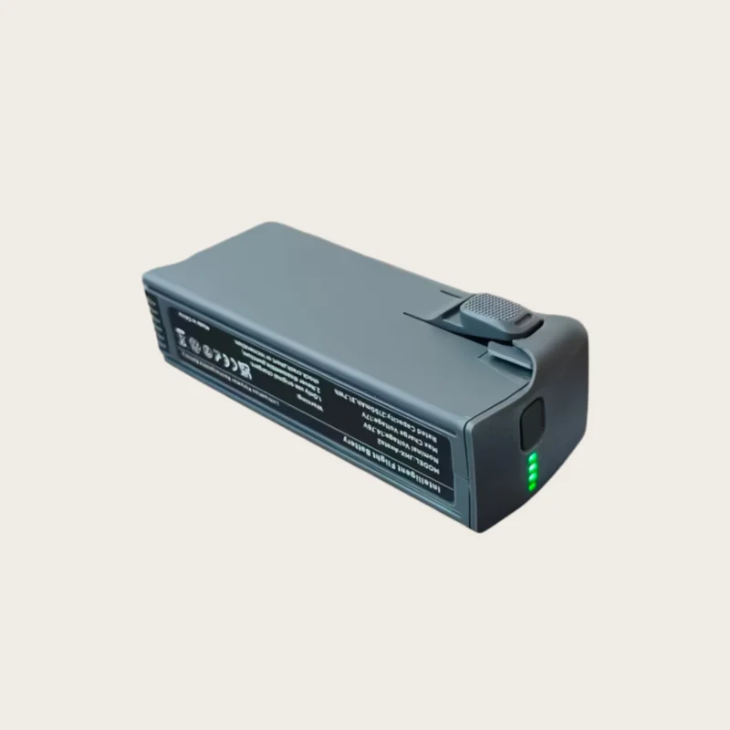 Deux batteries de remplacement Avata 2 côte à côte, autonomie exceptionnelle pour sessions prolongées.