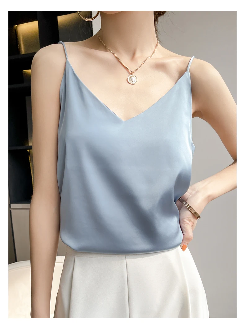 corset t shirt 2022 Summer New Silk Soft Sexy V-Neck Women's Small Camisole Versatile Slim Fit Ice Silk Casual Top ladies bra