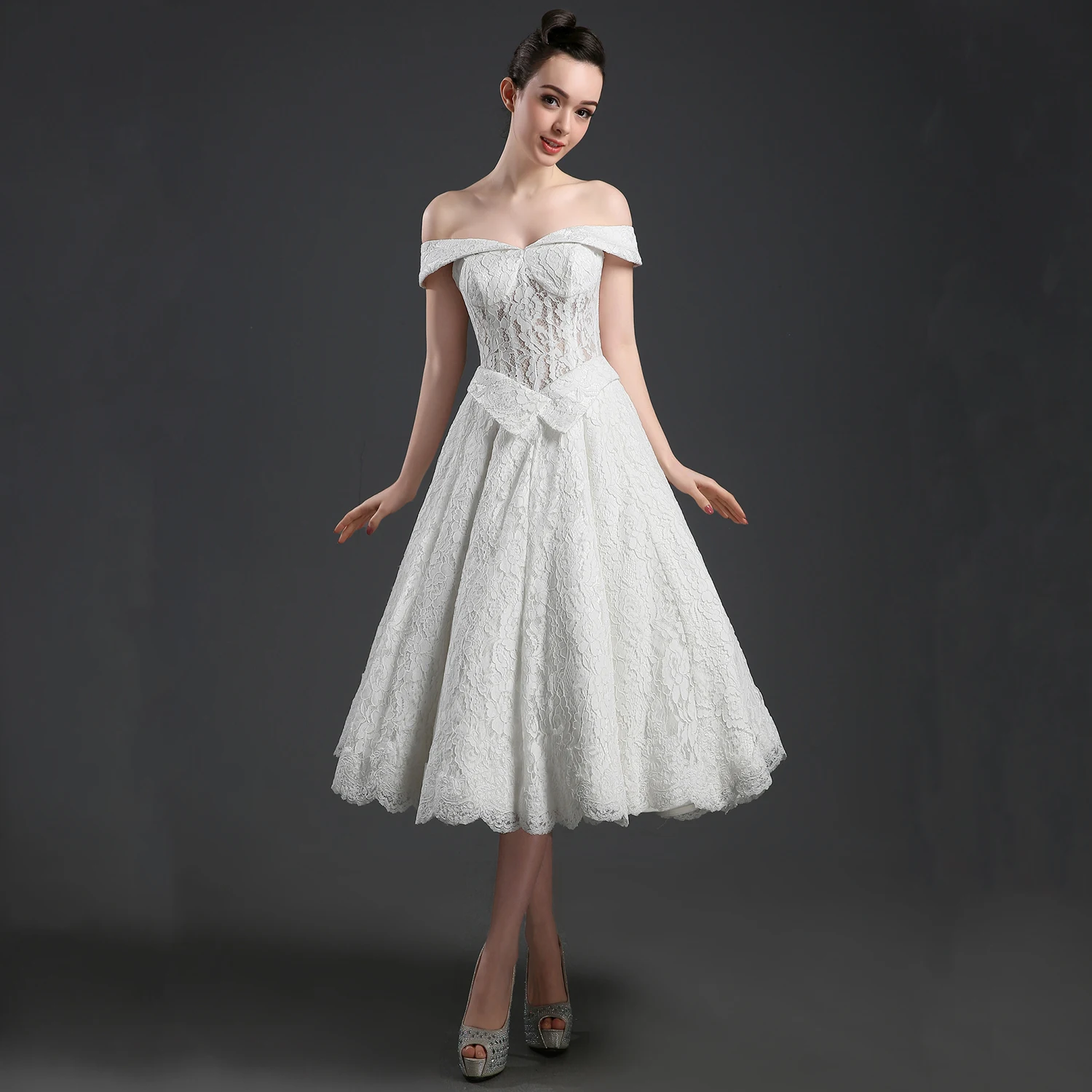 

Real Photos A Line Netting Lace Wedding Dresses Boat Neck Mid Calf Length Bridal Gown Corset Back Vestidos De Novia