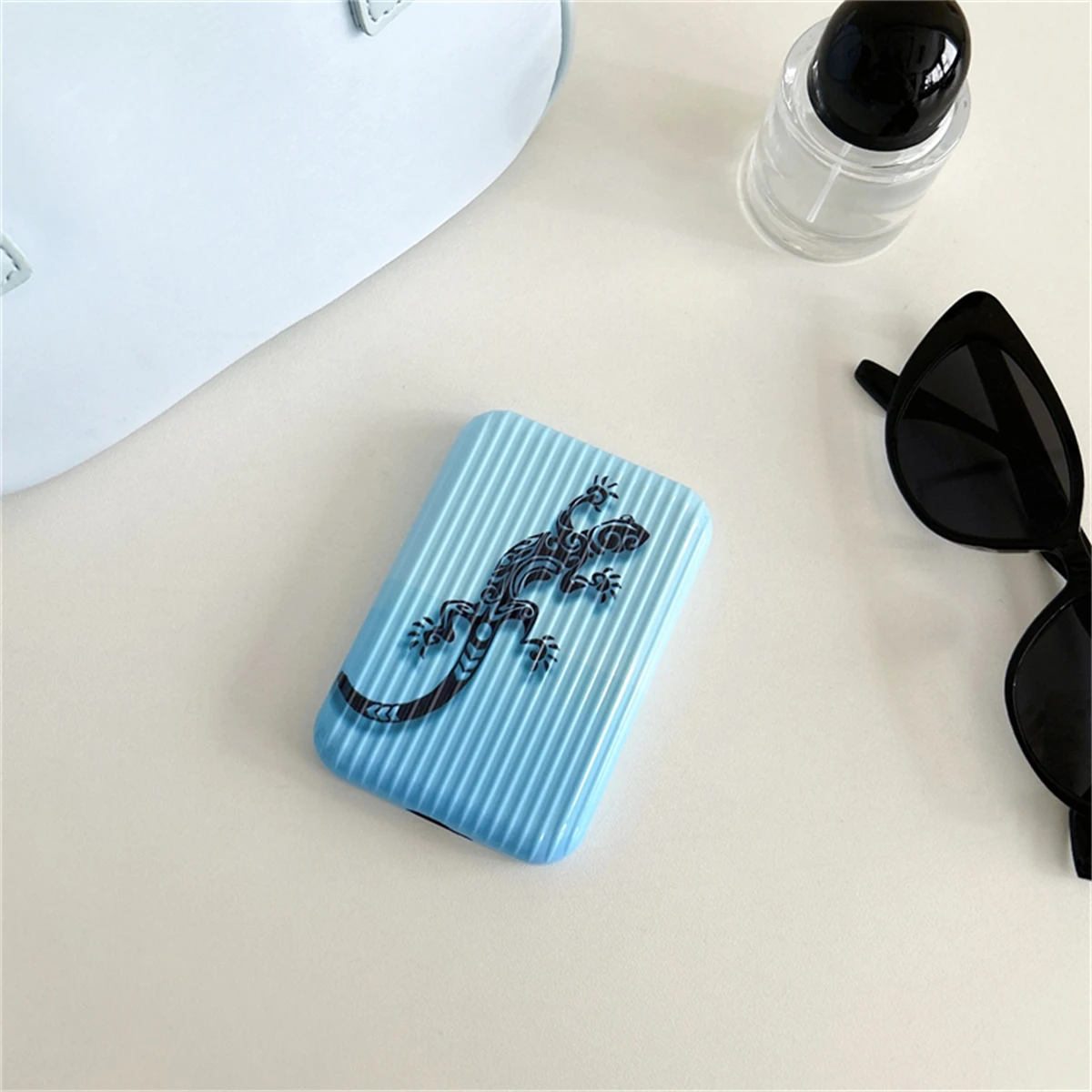 For Iphone Powerbank Case External Battery Shockproof Bumper Wireless Magnetic Battery Protective Cover Silicone Case Soft