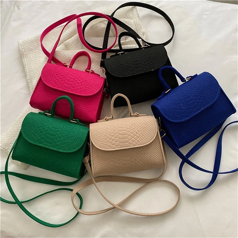 

Fashion Felt Cloth Pattern Shoulder Bags For Women Small Handle Underarm Bag Clutch Luxury Solid Color Female Handbag 2023 New