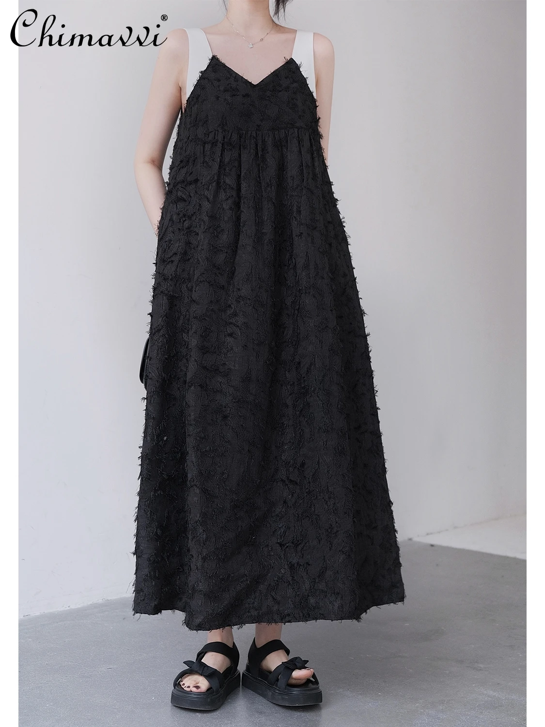 

French Artistic Vacuum Style Black White Stitching Straps Texture Tassel Sleeveless V-neck Loose Casual A- Line Long Dress Women