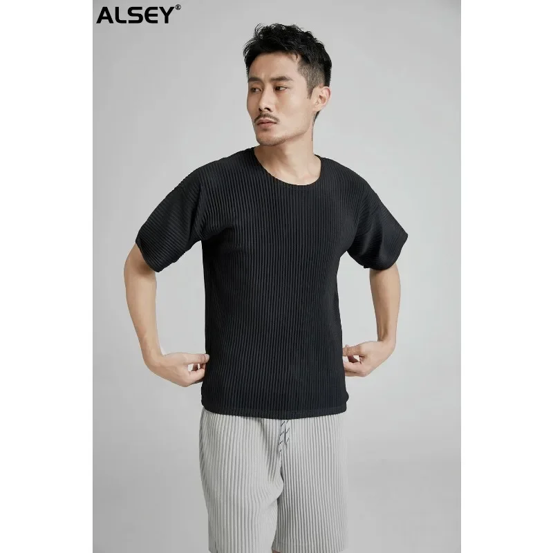 

ALSEY Miyake Pleated Top Round Neck Casual Slim Solid Color Short Sleeve Mature Fashion T Shirt for Men Men's Clothing SummerNew