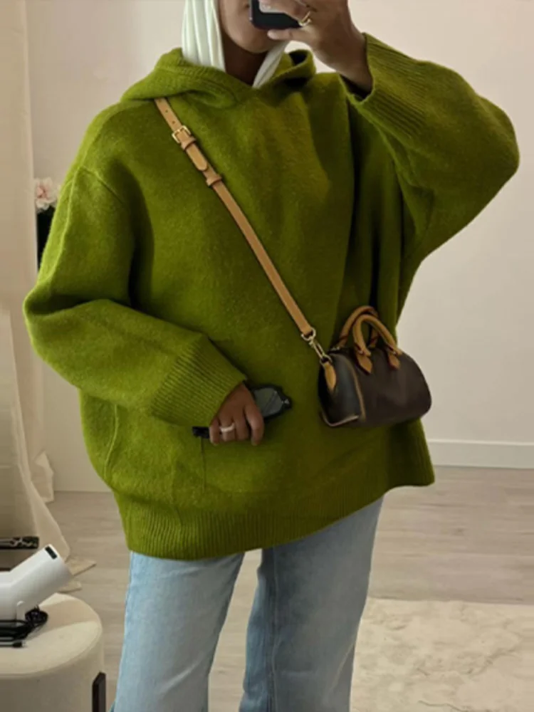 Oversized Knit Hoodie Sweater with Kangaroo Pocket for Cozy Cold-Weather Days — photo 3