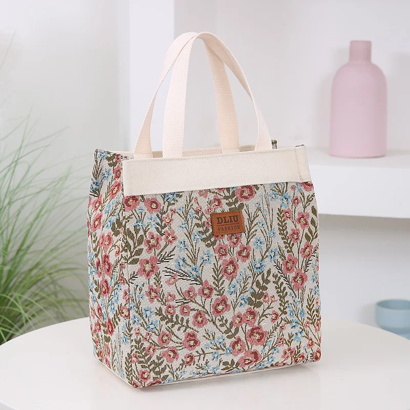 حقيبة يد جاكار كبيرة