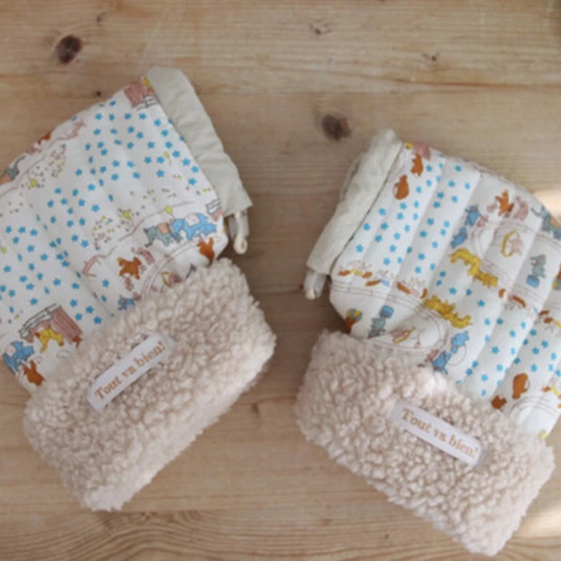 Windproof Infant Scooter Hand Muffs Outdoor Sports Mittens Cartoon Printed Hands Warmer Car Accessory for Winter