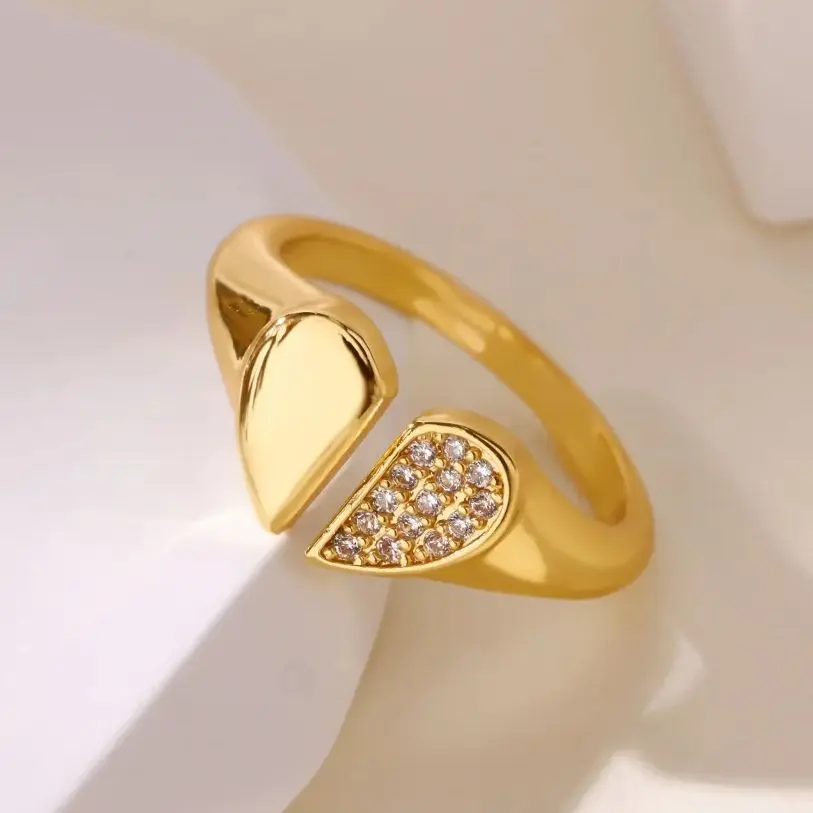 Zircon Heart Rings 18K Gold Plated Stainless Steel For Women