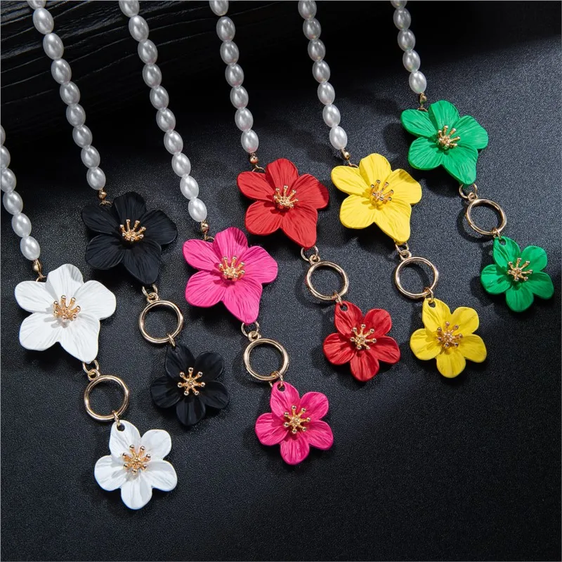 Gorgeous Faux Pearl Chic Flower Pendant Anklet for Women Delicate Forel 3D Flower Foot Chain Party Vocation Jewelry Gifts
