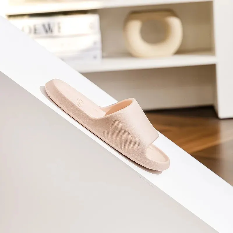 Soft Slippers Couples Home Outdoor Slipper Summer Women Bedroom Thick Bottom Shoes Beach Sandals Men Flip Flops Shower Shoes 5