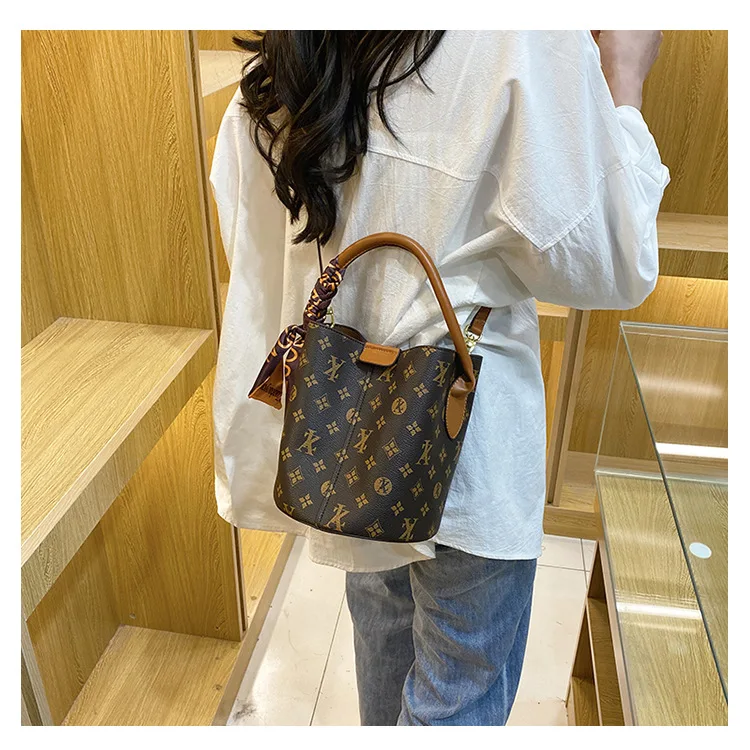 Advanced fashion bag for women 2025 - comparison