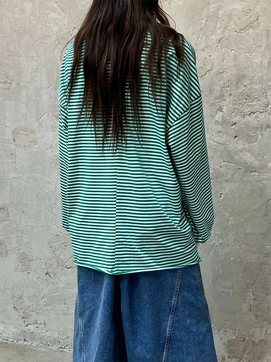 Women s Casual Loose Fit Long Sleeve O Neck Graphic Print Striped Tunic Top for Spring and Autumn Wear