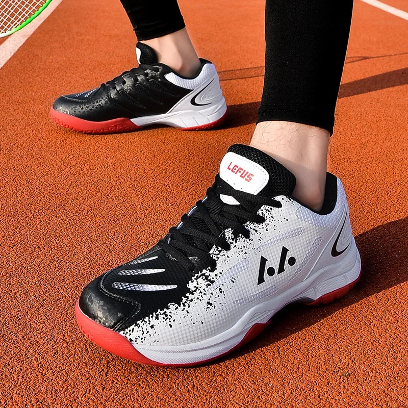 Hot Sale Men's Professional Tennis Shoes Breathable Badminton Shoes For Men High Quality Volleyball Woman Tennis Sneakers