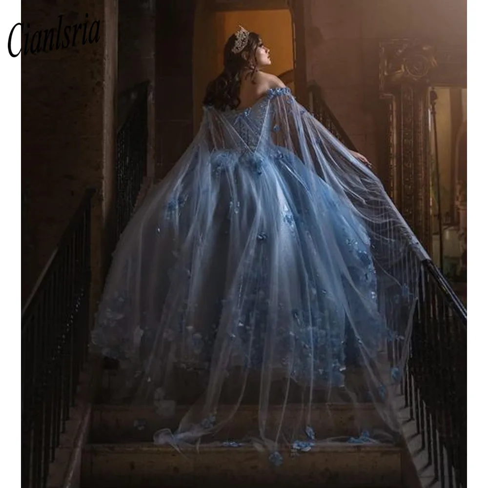 

Lace vestidos de 15 años 2022 Hooded Cape 3D Floral Puffy Ballgown Quinceanera Sweet 16 Dress Red Prom Quince Gown
