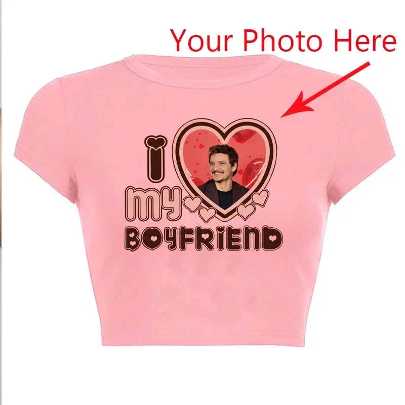 

Женский короткий топ с надписью «Я люблю моего парня»